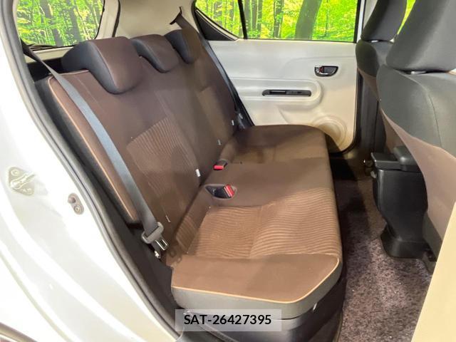 Toyota AQUA 2012-03 8855197-10