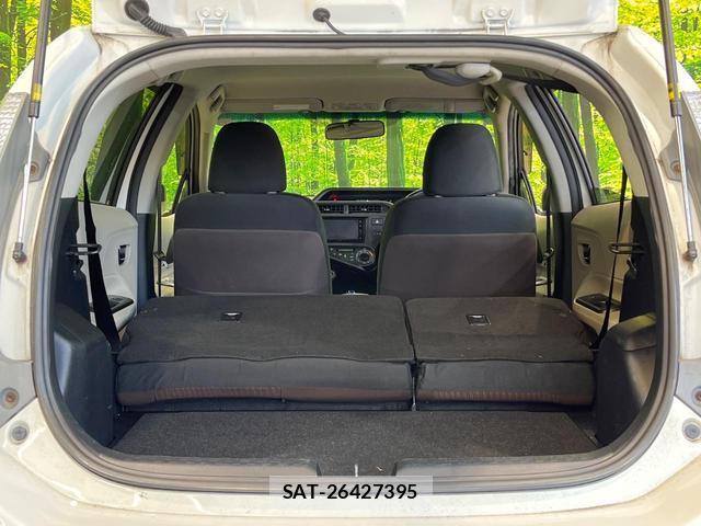 Toyota AQUA 2012-03 8855197-12