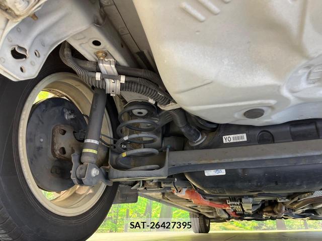 Toyota AQUA 2012-03 8855197-19