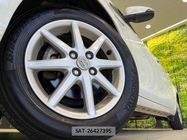 Toyota AQUA 2012-03 8855197-8