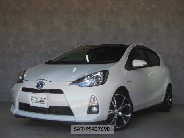 Toyota AQUA 2012-04 8855222-0