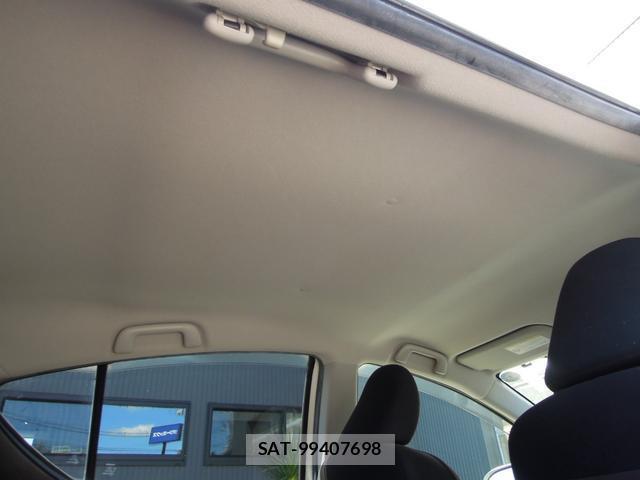 Toyota AQUA 2012-04 8855222-11
