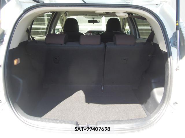 Toyota AQUA 2012-04 8855222-17