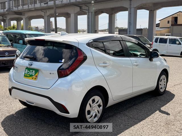 Toyota AQUA 2025-05 8855225-7