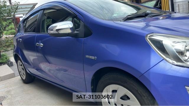 Toyota AQUA 2016-12 8855373-3