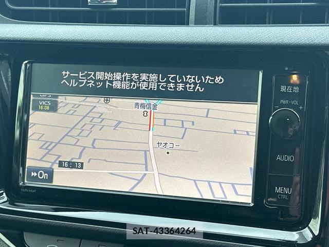 Toyota AQUA 2015-08 8855634-2