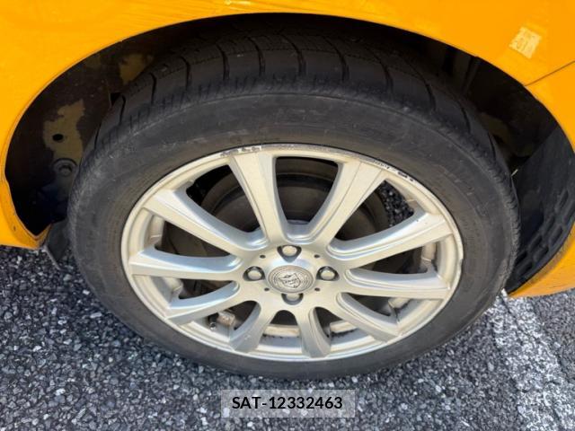 Toyota AQUA 2016-05 8855867-16