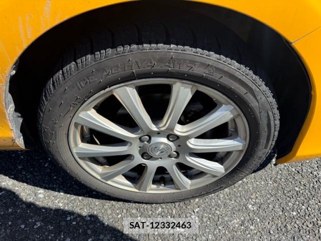 Toyota AQUA 2016-05 8855867-8