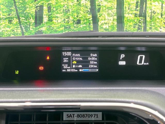 Toyota AQUA 2017-07 8855974-17