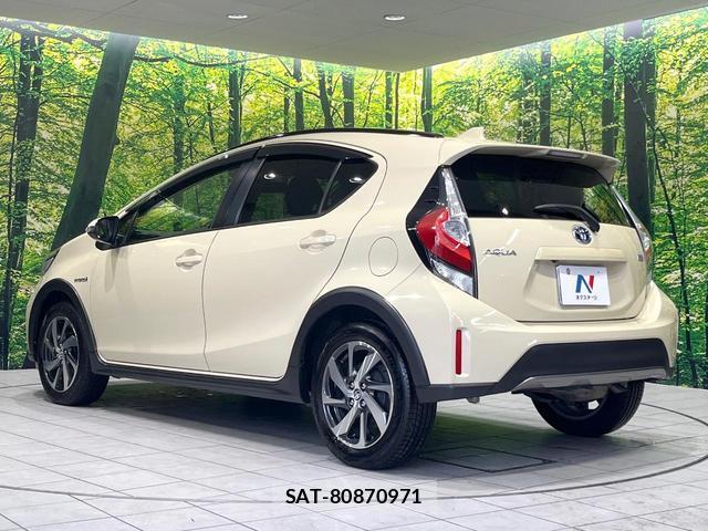 Toyota AQUA 2017-07 8855974-5