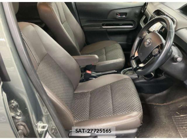 Toyota AQUA 2018-12 8856355-2