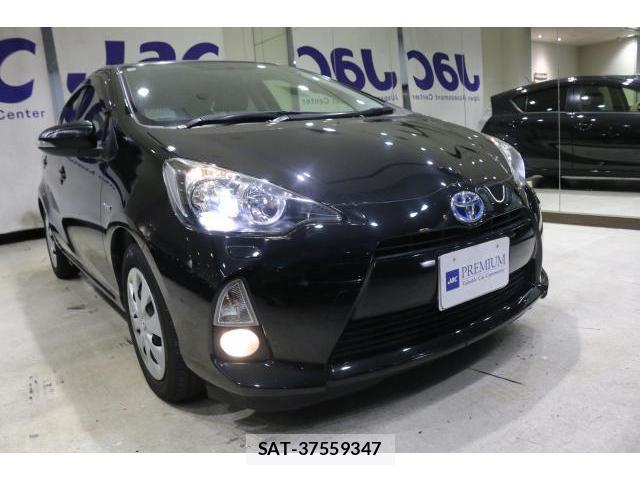 Toyota AQUA 2013-04 8856529-14