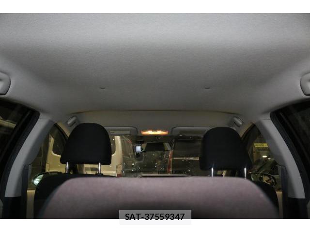 Toyota AQUA 2013-04 8856529-16