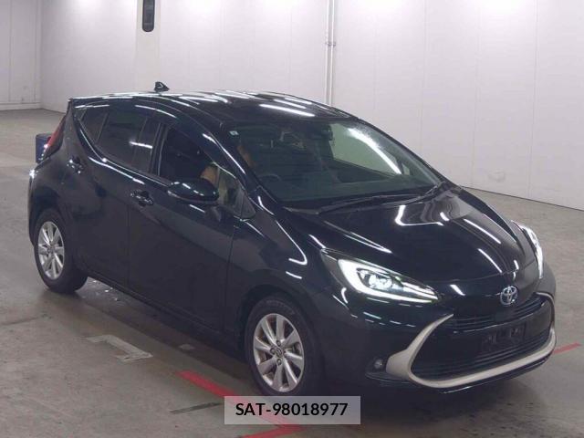 Toyota AQUA 2021-09 8856534-0