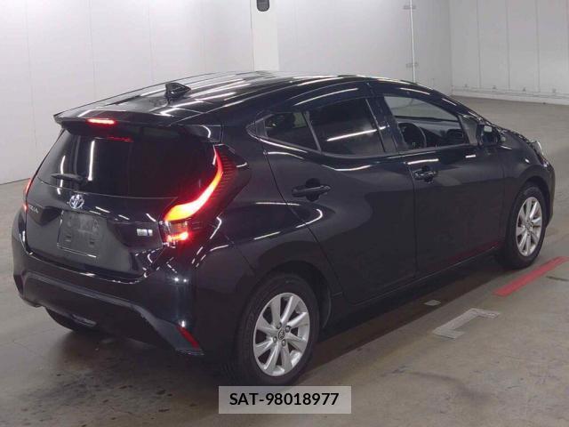 Toyota AQUA 2021-09 8856534-4
