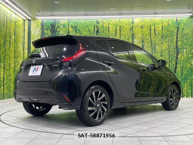 Toyota AQUA 2026-03 8856681-16