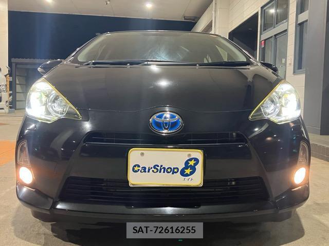Toyota AQUA 2013-10 8856709-3