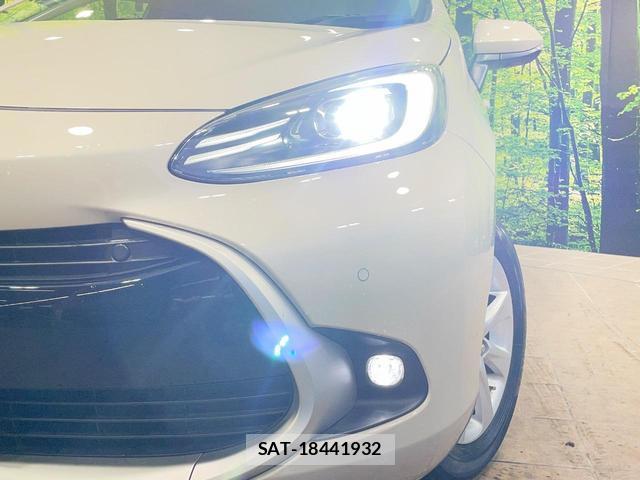 Toyota AQUA 2023-12 8856766-11
