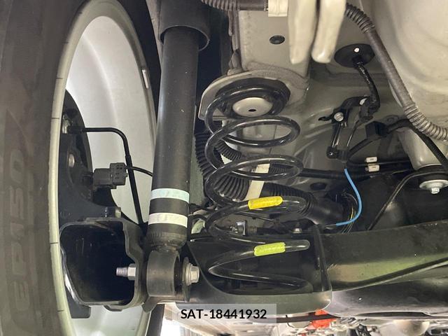 Toyota AQUA 2023-12 8856766-19