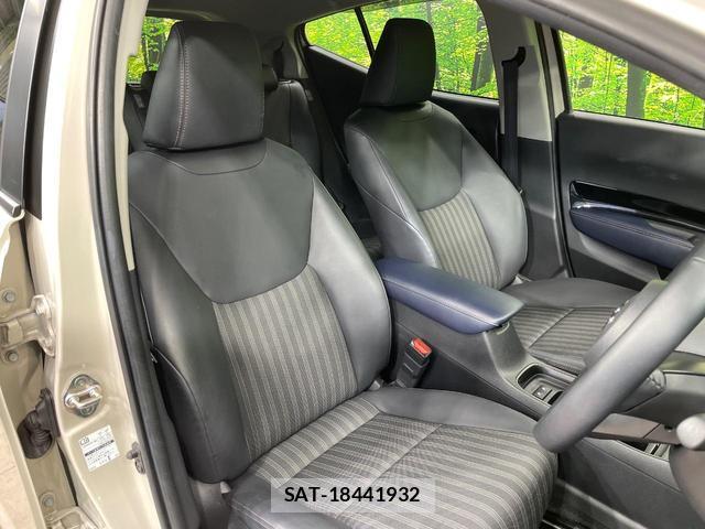 Toyota AQUA 2023-12 8856766-7