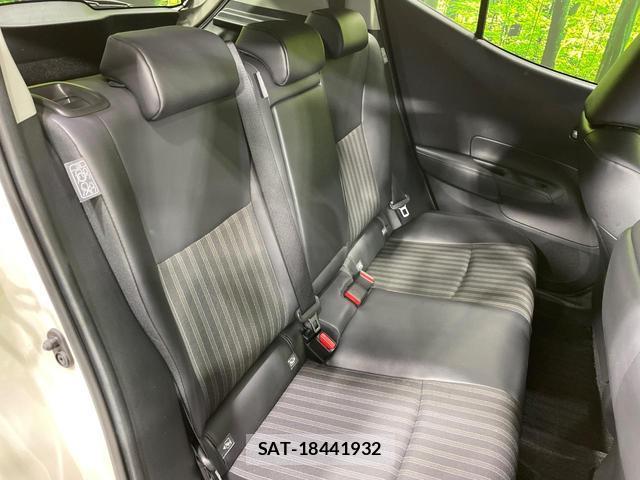 Toyota AQUA 2023-12 8856766-8