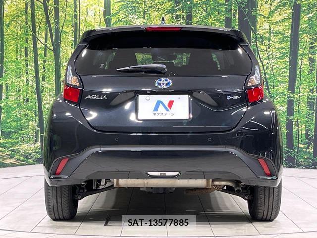 Toyota AQUA 2025-02 8856797-14