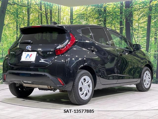 Toyota AQUA 2025-02 8856797-16