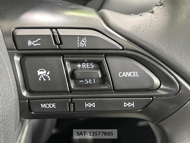 Toyota AQUA 2025-02 8856797-7