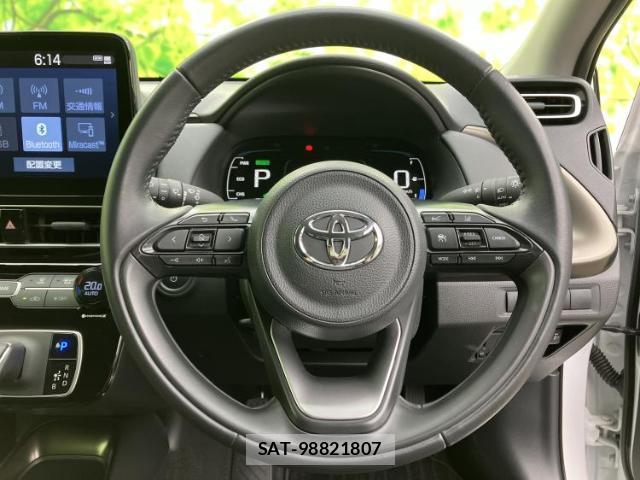 Toyota AQUA 2025-01 8856934-12