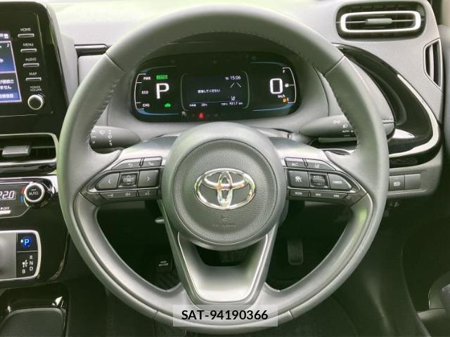 Toyota AQUA 2025-03 8856986-13