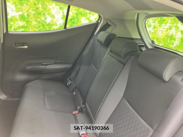 Toyota AQUA 2025-03 8856986-6