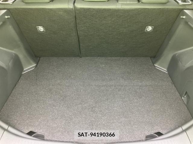Toyota AQUA 2025-03 8856986-7
