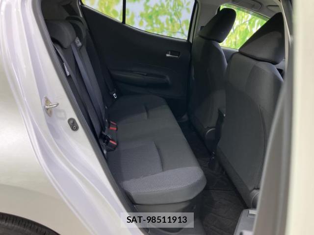 Toyota AQUA 2023-10 8857025-4