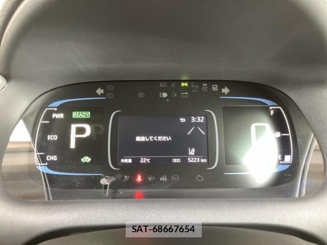 Toyota AQUA 2025-03 8857109-16