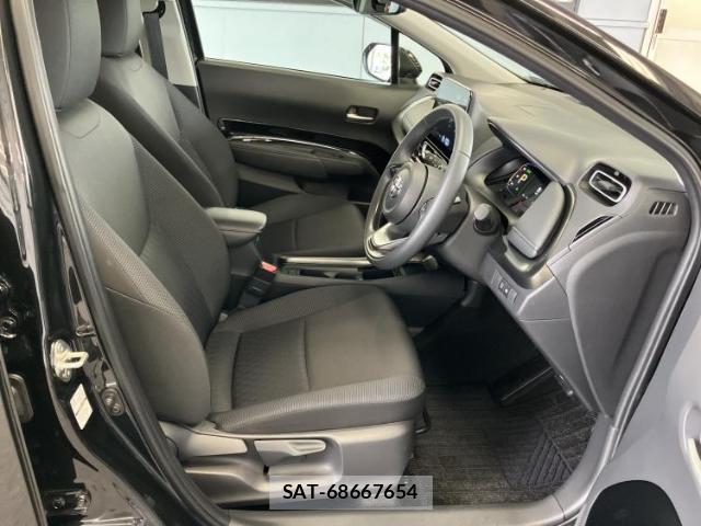 Toyota AQUA 2025-03 8857109-3