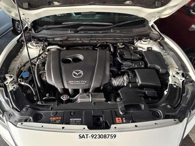 Mazda ATENZA 2016-04 8856684-2