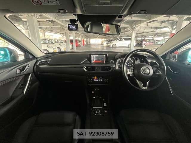 Mazda ATENZA 2016-04 8856684-3