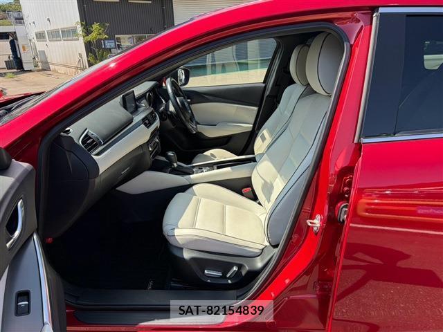 Mazda ATENZA WAGON 2017-03 8856194-11