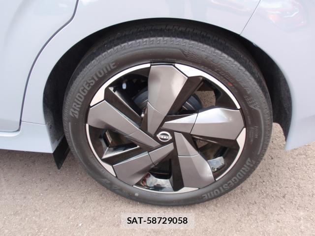 Nissan AURA 2022-03 8855210-17