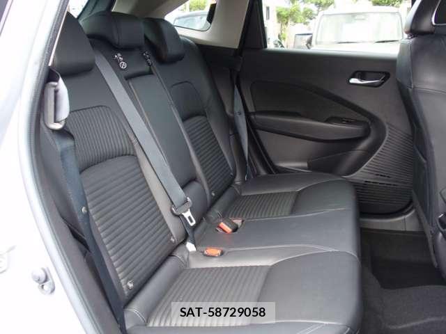 Nissan AURA 2022-03 8855210-6