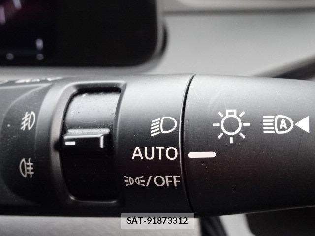 Nissan AURA 2025-01 8856824-11