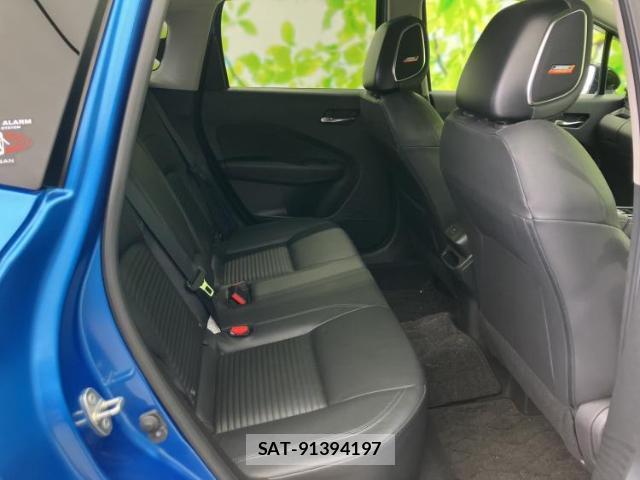 Nissan AURA 2022-01 8856962-5