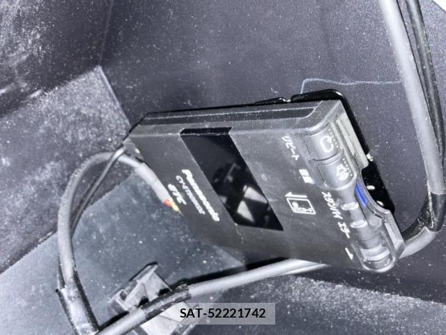 Toyota AURIS 2016-03 8854669-15
