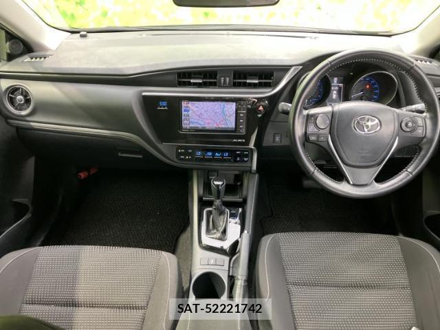 Toyota AURIS 2016-03 8854669-3