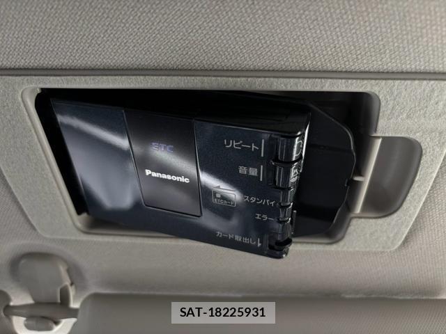 Mazda AXELA SPORT 2017-09 8856071-4