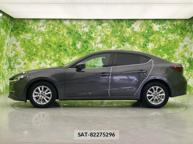Mazda AXELA 2016-07 8854772-1
