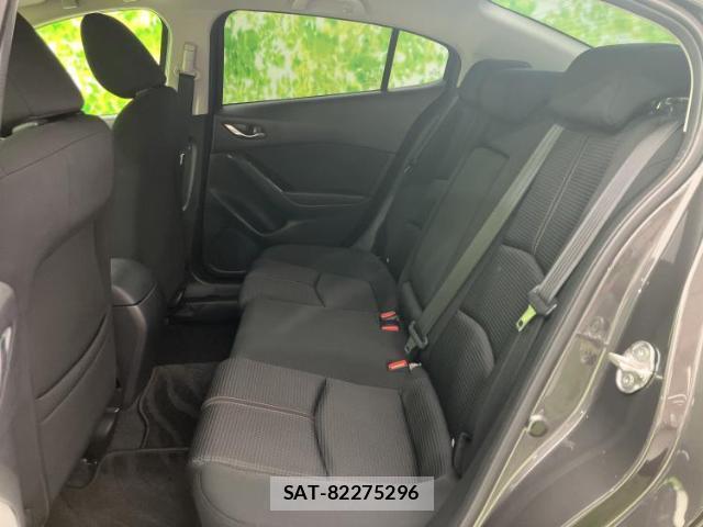 Mazda AXELA 2016-07 8854772-6
