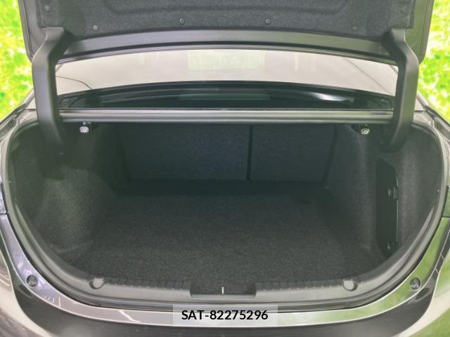 Mazda AXELA 2016-07 8854772-7