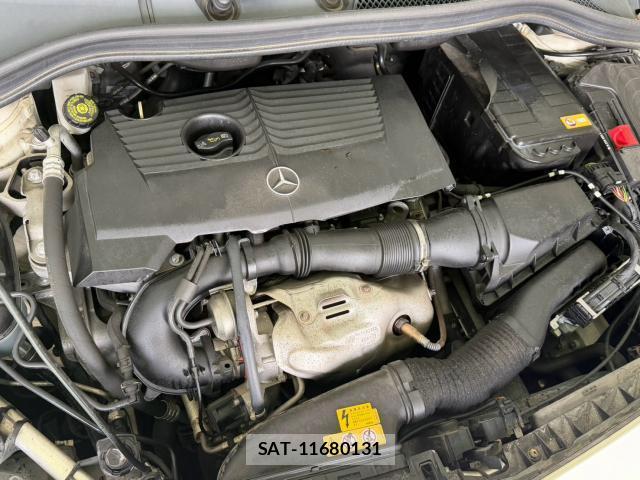 Mercedes Benz B-CLASS 2012-10 8854719-17