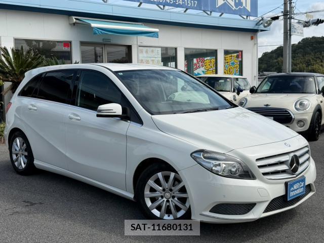 Mercedes Benz B-CLASS 2012-10 8854719-3